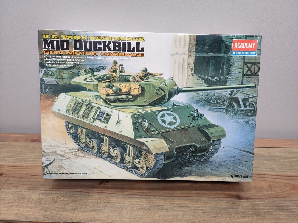 Academy 1397 M10 DUCKBILL GUN CARRIAGE Box opened 1/35 Kit 2003